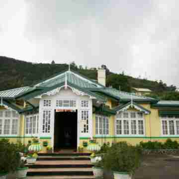 Chelthnam Bungalow Hotel Exterior