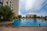 Ramada Plaza by Wyndham Shaoguan City Centre - Rooftop Pools