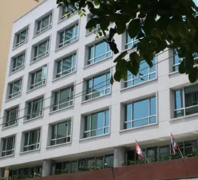 De Arni Hotel Отели рядом с достопримечательностью «Комплекс Чамчури Сквэр»