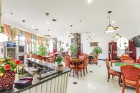 Jinting Chain. Southern Hotel (Zhanggongqiao Food Street Leshan Giant Buddha Branch)