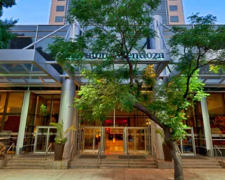 門多查喜來登飯店 門多薩住宿飯店