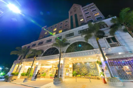 Hotel Tilun Dongpu spa
