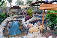Linyu Huaxi Hot Spring Holiday Hotel Hotels in Pinghe