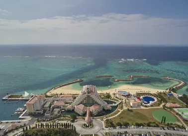 Sheraton Okinawa Sunmarina Resort