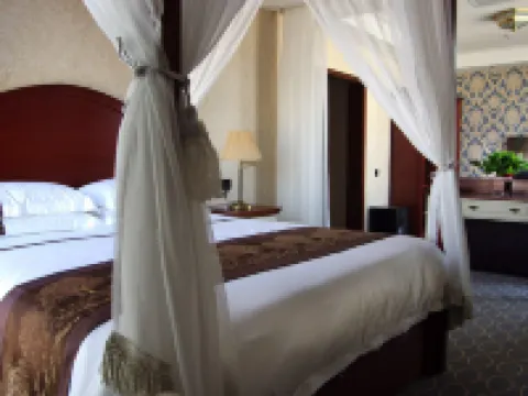 Pingliang Xida Holiday Hotel (South Gate Night Market Liuhu Park) Hotel a Pingliang
