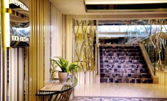 Regal Oriental Hotel