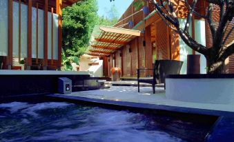 Villa 32 (Available only over 16 years old)