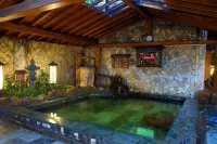 Yuwenquan Hot Spring Resort - Hot Springs