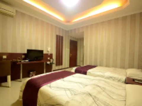 City 118 Hotel (High-speed) Hotels in Gaoyi