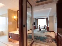 扬州景诚国际饭店 - 270度豪华景观大床房