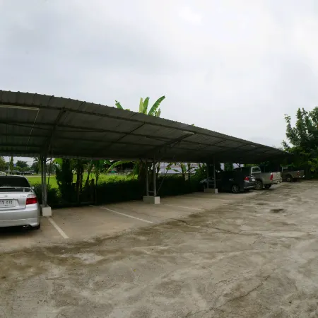 Phumchan Place Hotel