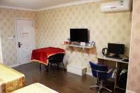 BHBG Hotels in Tailai County