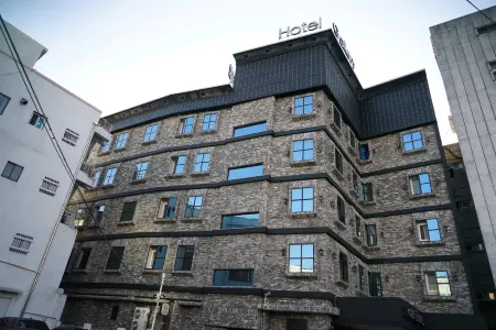 Daegu Dongseongro Brown Dot