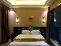 长汀龙辰西方酒店 - 标准大床房