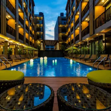 GLOW Ao Nang Krabi Hotels near Ao nang Landmark boxing Stadium