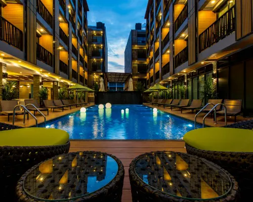 GLOW Ao Nang Krabi Hotel a Krabi