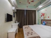 上海清风小筑酒店公寓 - 温馨大床房