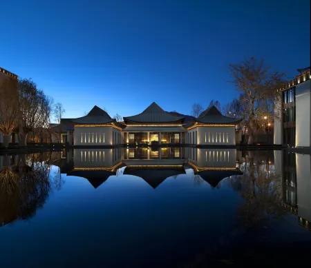 The St. Regis Lhasa Resort Отели в г. Лхаса