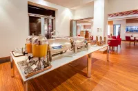 Mantra Charles Hotel Launceston - breakfast