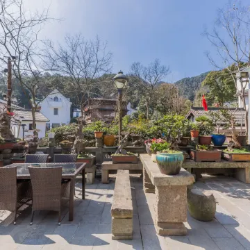 Hangzhou Zhangshe Courtyard Homestay Отели рядом с достопримечательностью «Храм Линь Ань»