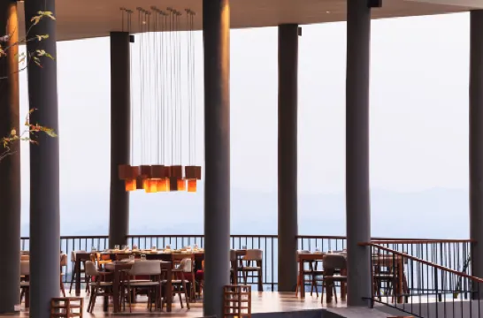 Sirinati Khao Kho Отели рядом с достопримечательностью «Wat Son Suai»