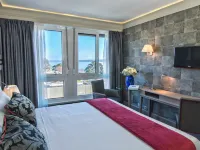 Drake Longchamp Hotels near Palazzo