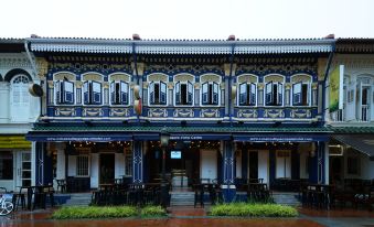 Cube Boutique Capsule Hotel at Kampong Glam