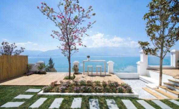 Dali Verdant Whisper·Stone Hill Seaview Inn