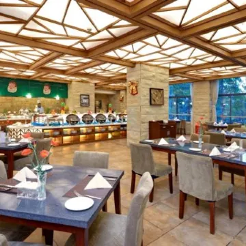 Haitang Yanyu Hot Spring Resort Hotel（Sheng Di Hot Spring Nan Bin Road）