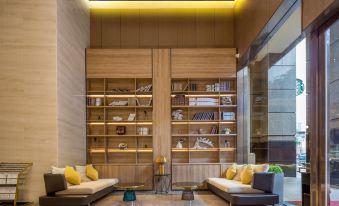 Wenhua International Apartment (Beijing Road Pedestrian Street Store)