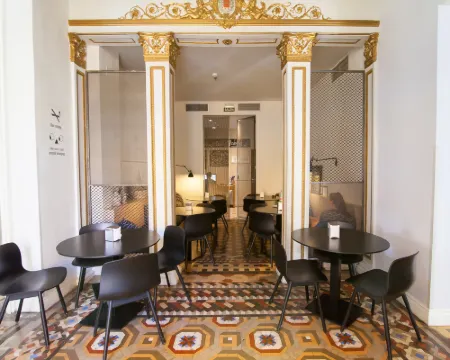 トク ホステル マドリード マドリードのホテル