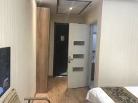 鸿羽快捷宾馆(哈尔滨万达城店) - 标准间