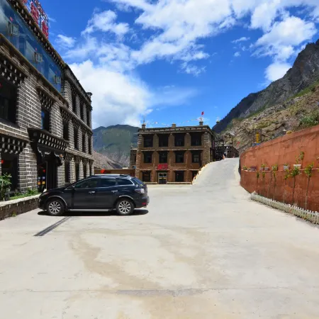 Scenic Natural Hotel