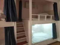YUHAI youth inn - Gasthöfe
