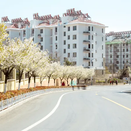 Qingdao Golden Beach coastal first line Seaview apartment Отели рядом с достопримечательностью «Пляж Голден-Бич»