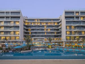 The Retreat Palm Dubai MGallery by Sofitel