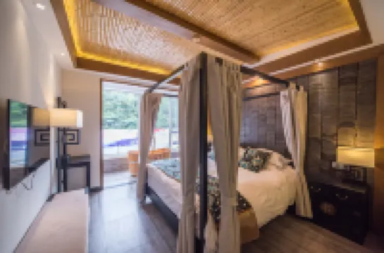 清潭峯6号民宿（黄山景勝地南大門）