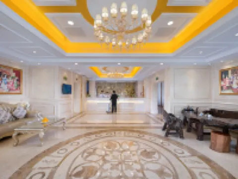 Vienna 3 Best Hotel (Yangchun Bus Station) Hotels in Yangchun