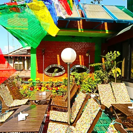 Shangri-la Boutique Hotel