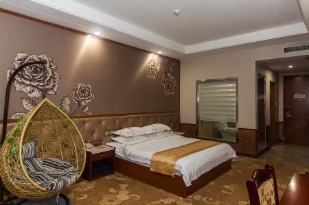 Huaiyuan Hualun Hotel