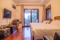 Mount Mogan Wild Extravagance (Boutique Homestay) Hotels in Deqing