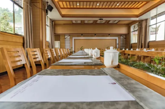 Yunti Hotel Fasilitas Bisnis Photos