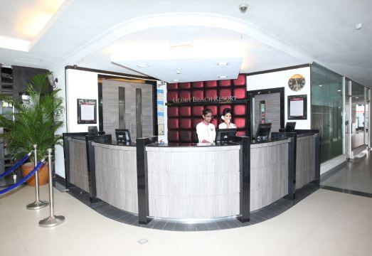 글로리 비치 수영장