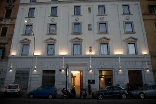 Gasometer Urban Suites Отели рядом с достопримечательностью «Basilica of St. Balbina»