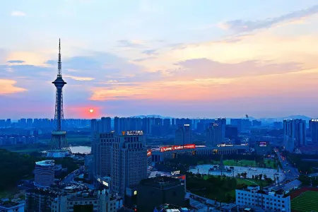 Zhuzhou Yannian Plaza Hotel Отели рядом с достопримечательностью «Shifeng Park»