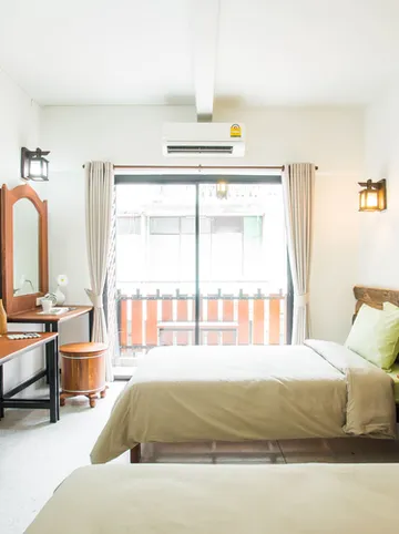 รูปภาพของบรรทัดทองโฮสเทล