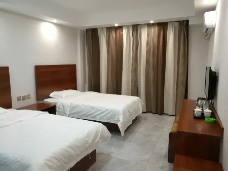 Baicheng hongxing hotel Отели рядом с достопримечательностью «Baicheng Library»