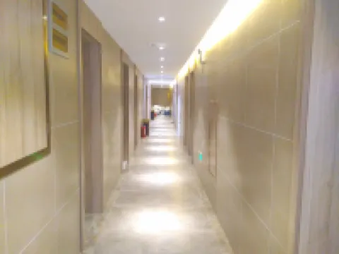 Chaohu Zhongxin Business Hotel