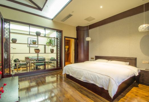 리팅 호텔 기본적인 객실 내부