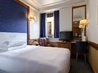 Hotel Capitol Milano Hotels near Sant' Ambrogio Station